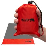 BEARZ Outdoor Pocket Blanket - Beach Blanket Waterproof Sandproof, Picnic Blankets Waterproof Foldable, Lightweight & Compact for Hiking, Camping, Travel, Festival Accessories (Red)