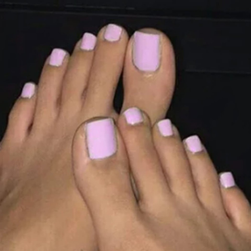 Outyua Solid Square Fake Toenails Matte Press on Toenails Purple Short Acrylic False Toes Nails Artificial Beach Summer Full Cover Toenail for Women 24 Pcs (Light Purple)