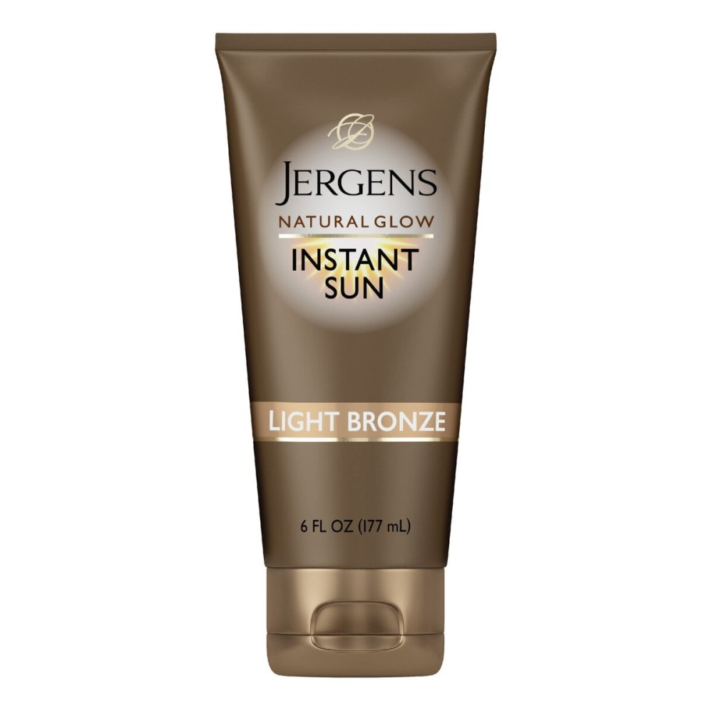Jergens Natural Glow Instant Sun Tanning Moisturizer + Bronzer, Lightweight Sunless Tanning for Natural-Looking Color, Light Bronze, 6 Oz