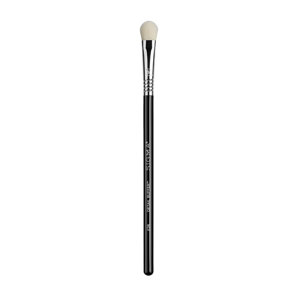 Sigma Beauty Professional E28 Detail Buffer Brush - Professional Eyeshadow Brush for Seamless Cream or Liquid Eyeshadow Blending, Packing on Metallic Shades & Highlighting the Brow Bone (1 Brush)