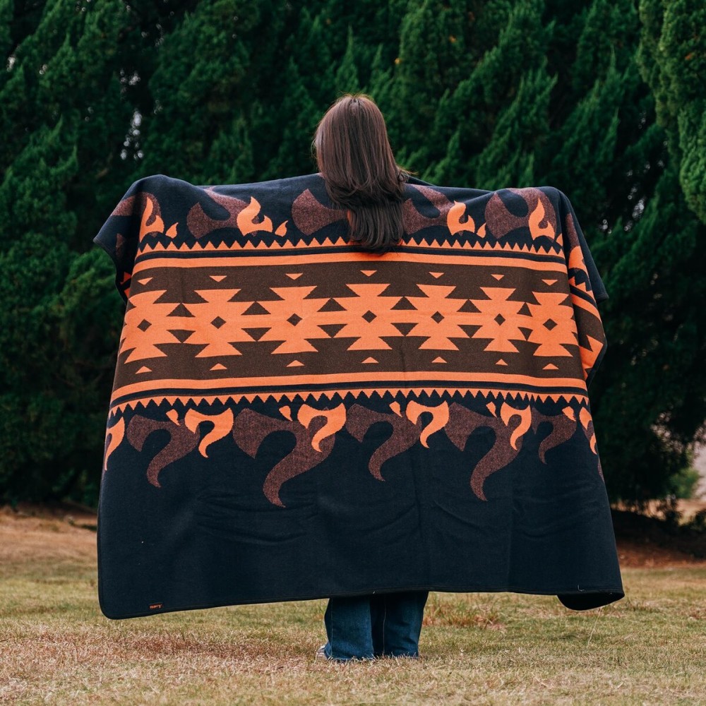 ACUSHLA Merino Wool Blanket - Soft Warm Thick Washable Large Bed Couch Camping Outdoor Travel Throw Blanket All Weather, Flame Blue 79X63