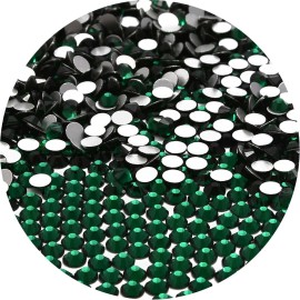 NCB 2000pcs Flatback Round Glass Nail Art Rhinestones Crystal for DIY Making Accessories Shoes, Clothes, Face Art, Bags, Manicure (Emerald, SS8 2000pcs)