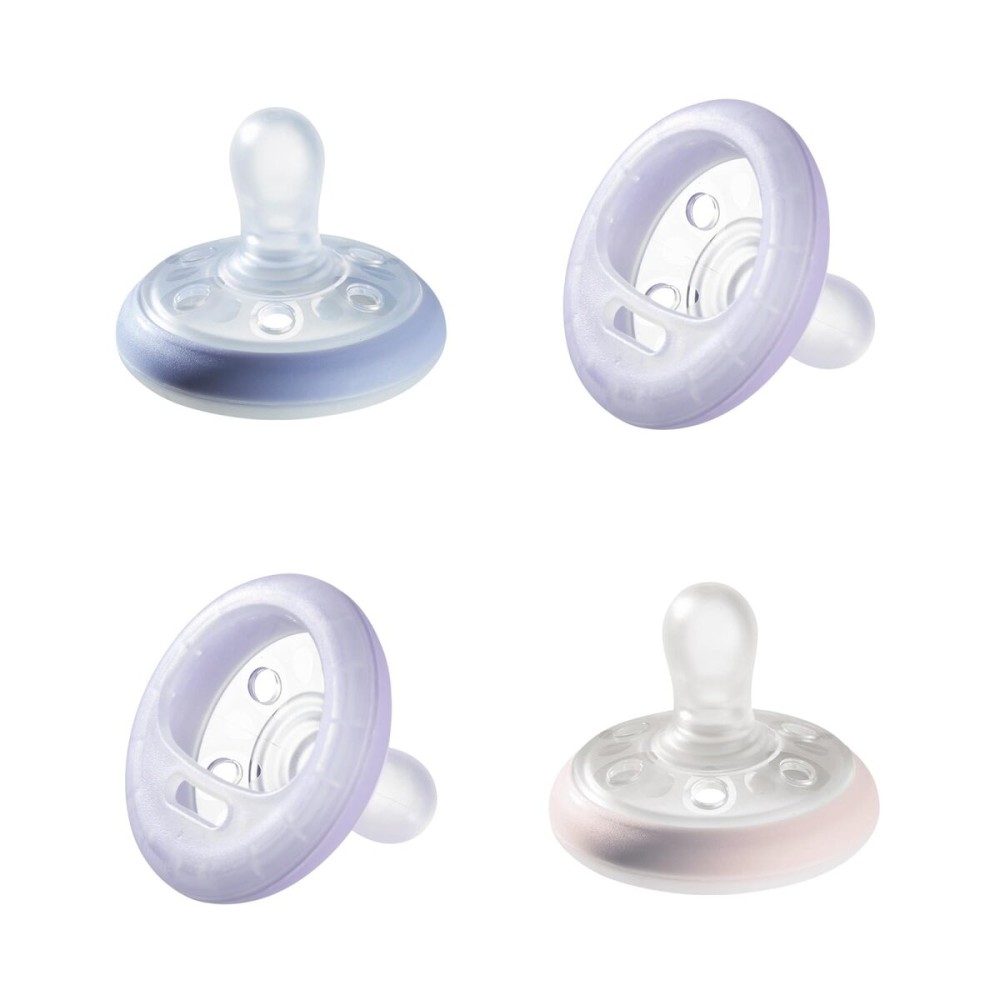 Tommee Tippee Breast-Like Night Pacifier, 6-18 Months, Breast-Like Baglet, BPA-Free Binkies, Glow in The Dark Technology, Purple/Pink, Pack of 4