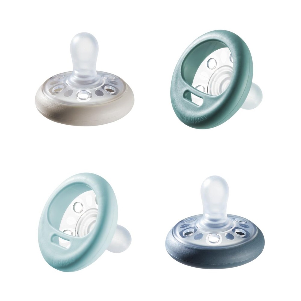Tommee Tippee Breast-Like Pacifier, 6-18 Months, Symmetrical Design, Natural Breast-Like Baglet, BPA-Free Binkies, Pastel/Blue/Black, Pack of 4