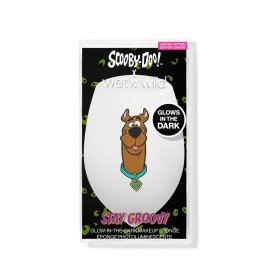 wet n wild Scooby-Doo Glow-in-the-Dark Makeup Sponge, Teardrop Shape for Seamless, Full Coverage, Cruelty-Free & Vegan - Stay Groovy