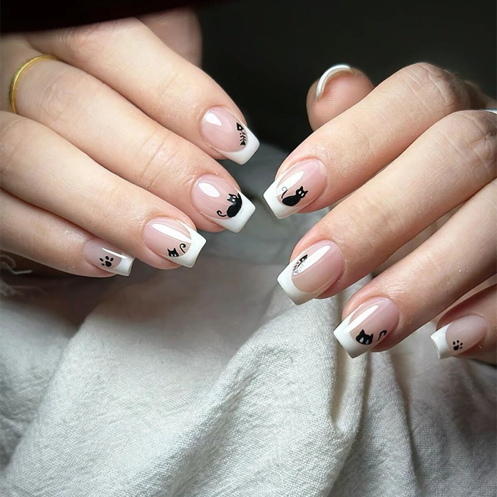 24Pcs Short Press on Nails Square RTKHFZE French Tip Press On Nails Coffin Fake Nails with Cartoon Black Cat Designs False Nails Nude Pink Acrylic Nails Full Cover Stick on Nail for Women