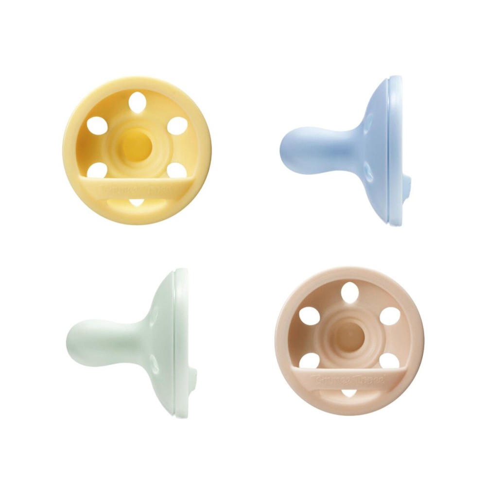 Tommee Tippee Breast-Like Pacifier, Lightweight, One-Piece Silicone Design, Symmetrical Nipple, 0-6m, 4 Pack