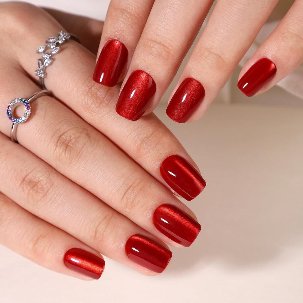 WAFOLOZE Short Square Press on Nails Gel Fake Nails with Red Cat\'s Eye High-end Feel Designs, Christmas Glue On False Nail Press Ons Fall/Winter Acrylic Artificial Stick On Nails for Women 32Pcs