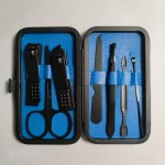 Manicure Set Pedicure Kit Womens Nail Clippers Set 32 in 1 Professional Grooming Care Tools Nail Kit Including Facial, Fingernails and Toenails Care with Travel Case